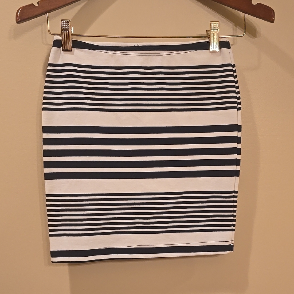 American Apparel Striped Black and White Women's Skirt Size Small